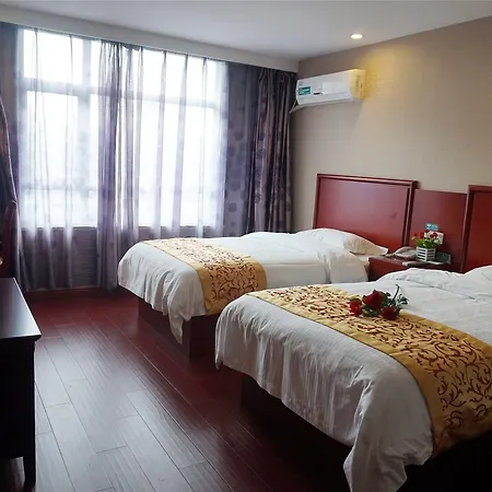 Greentree Ningbo Hangzhou Wan New District Lishi Square Business 3* Juechuan