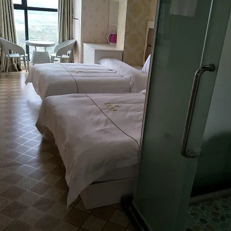 Hotel Greentree Ningbo Hangzhou Wan New District Lishi Square Business 3*
